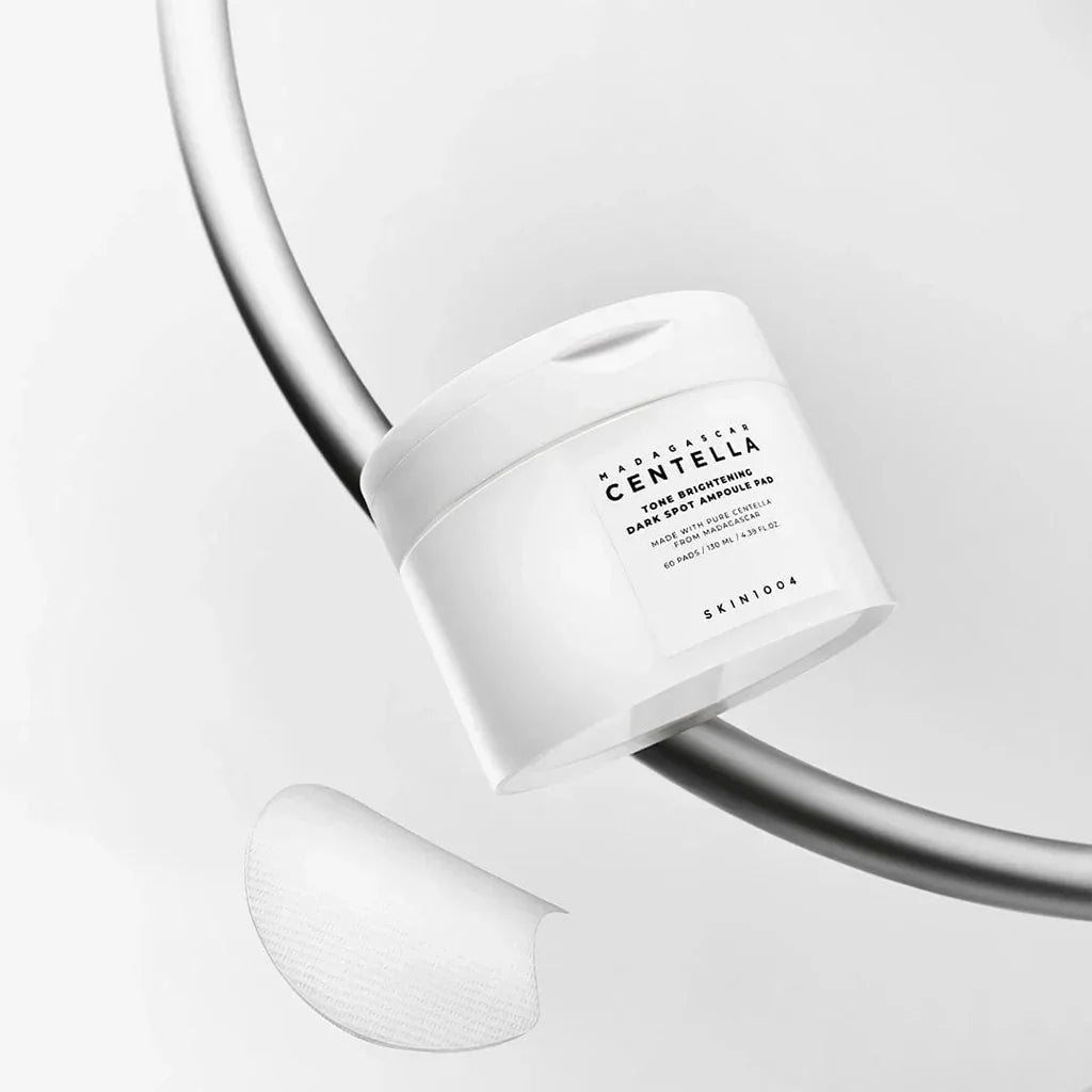 Madagascar Centella Tone Brightening Dark Spot Ampoule Pad